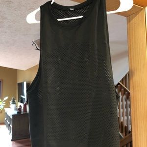 Lululemon muscle tank
